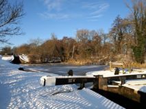 Autumn is here and (for any GOT fans) "Winter is coming!"
Click the link below for our winter moorings info.
buff.ly/2eQPAyn