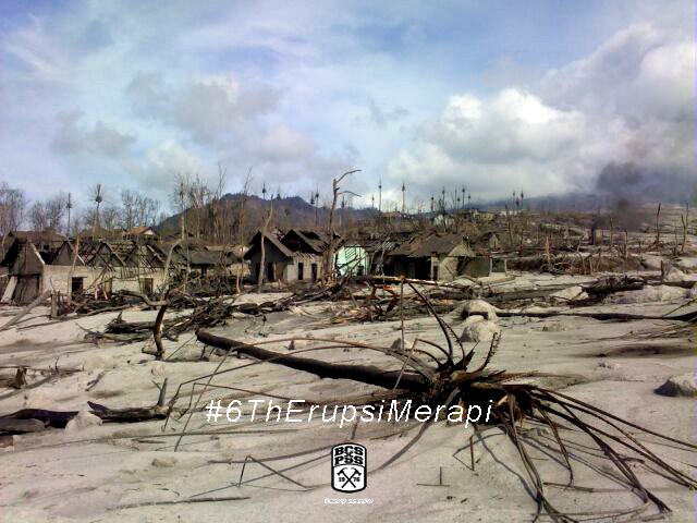 BCSxPSS_1976's tweet photo. Dari Merapi Untuk Super Elja. #6thErupsiMerapi https://t.co/CNC0sX8x3g