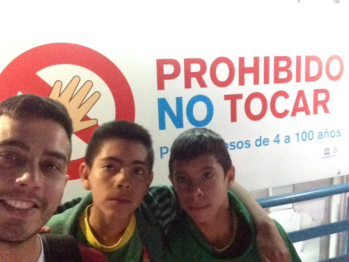Juanfi86's tweet photo. #selfieMPC https://t.co/rl3KRtjjXA