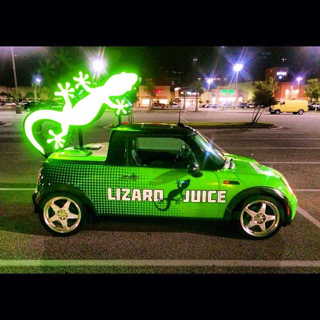 lizrdjuice's tweet photo. Have you seen this car!? #LizardJuice #CoolCars #JoyRide #VapeMobile #Vape #Vaping https://t.co/pSDYU43t3V
