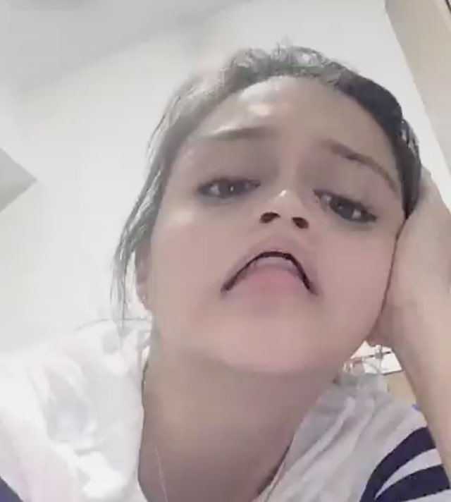 FelCuiFans's tweet image. The "tapos na ang finals pero ang dami parin reqs" face! 😝😋 @_feliciacui ✌️