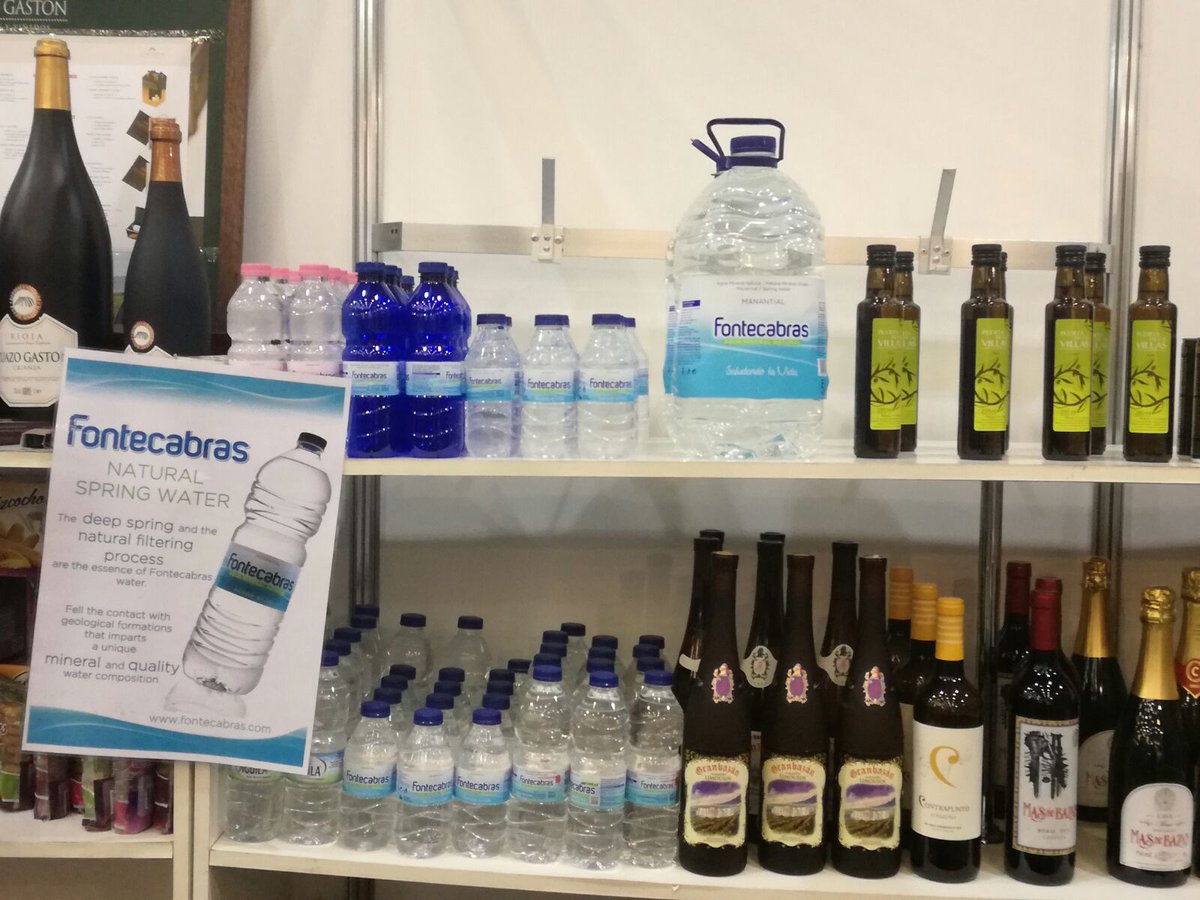 AguaFontecabras's tweet photo. Un año más estamos en #WorldFoodUkraine, dando a conocer las bondades de nuestra agua Fontecabras al público y distribuidores ucranianos. https://t.co/JzwBknIjhI