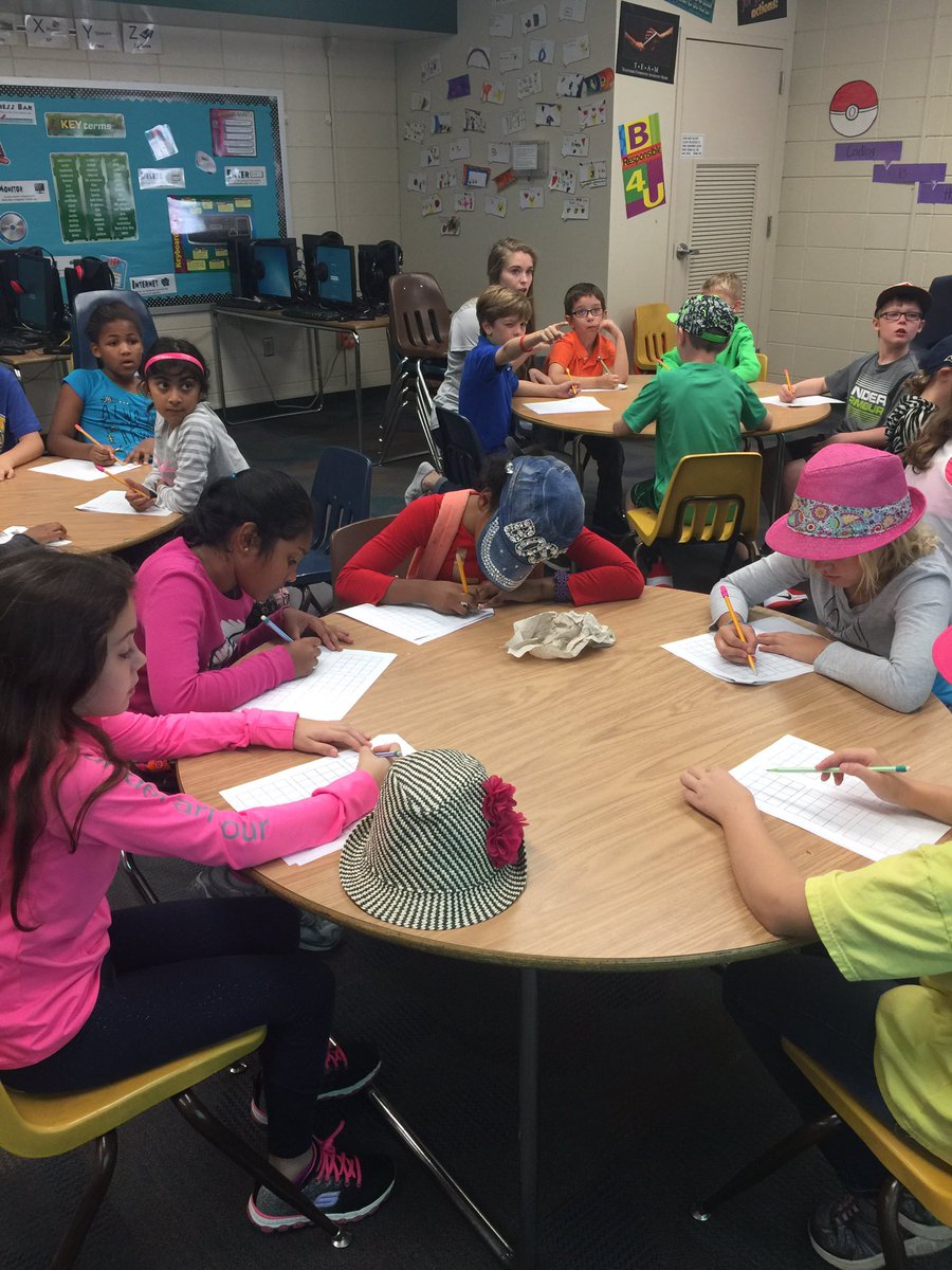 schottangie's tweet image. Solving algorithms in technology #codingintro @DrPGodwin @RSD_STEM