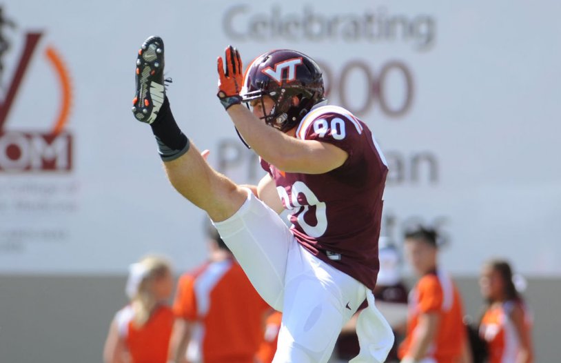 HokiesFB's tweet photo. NATIONAL PUNTER OF WEEK! 

Major props to @MitchLudwig

#BeamerBall lives here

MORE ⤵️
https://t.co/8eRBkZzb33 https://t.co/S9MmzPaEnT