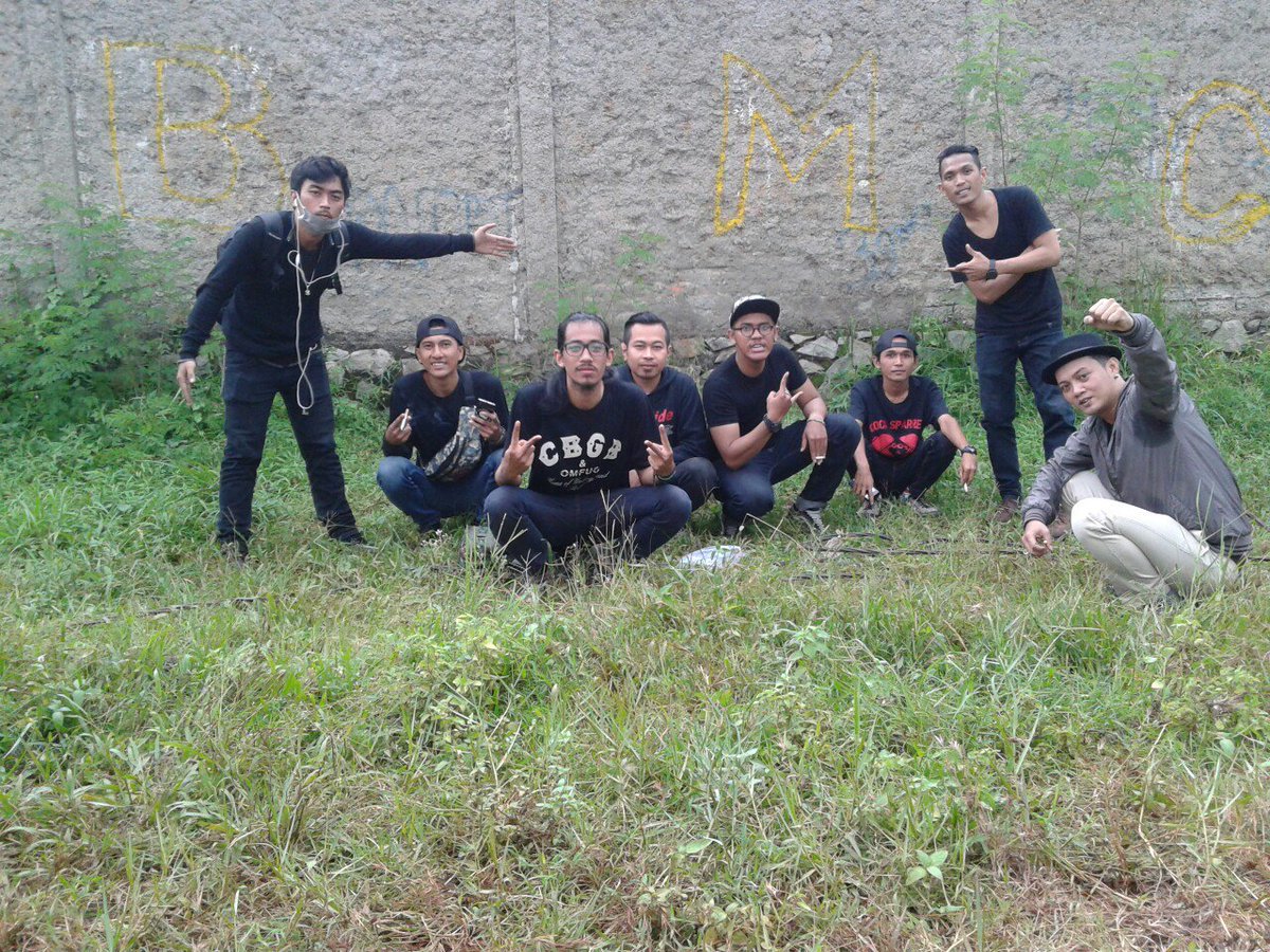 <a href="/BADRIOTBEKASI/">BADRIOT BEKASI</a>