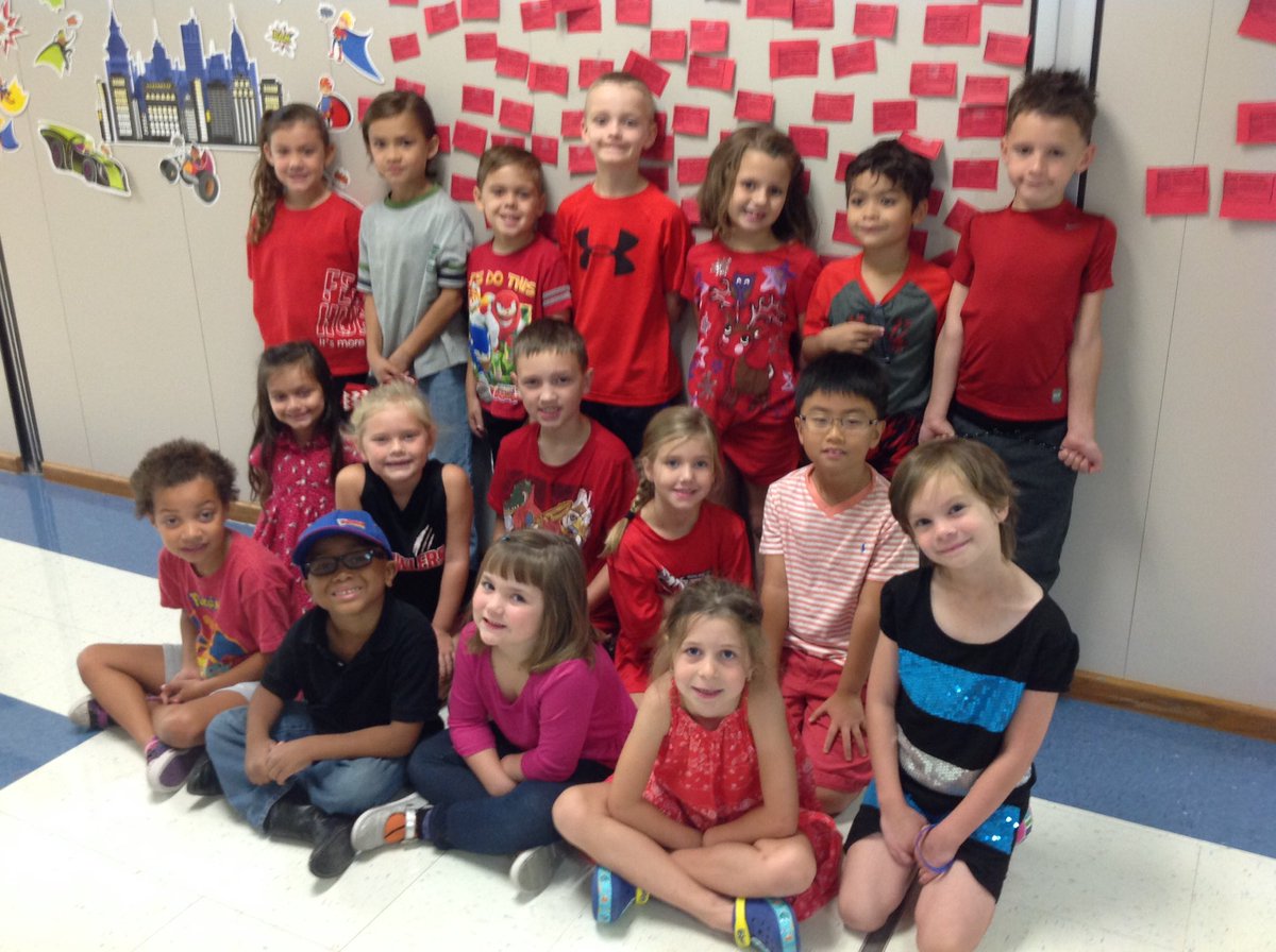 KimbraBratton's tweet photo. We pledge to be drug free!@Donald_ES https://t.co/taiSTrpwo9