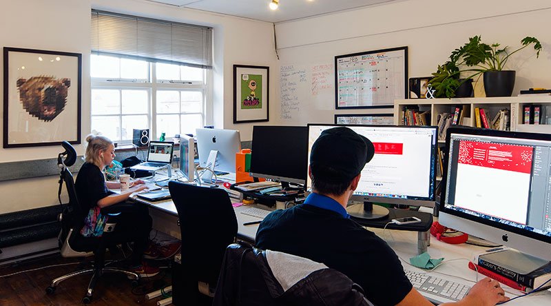 InVisionApp's tweet image. Create ground rules for how employees should work together within a space. bit.ly/2erMDVO by @sharedesk