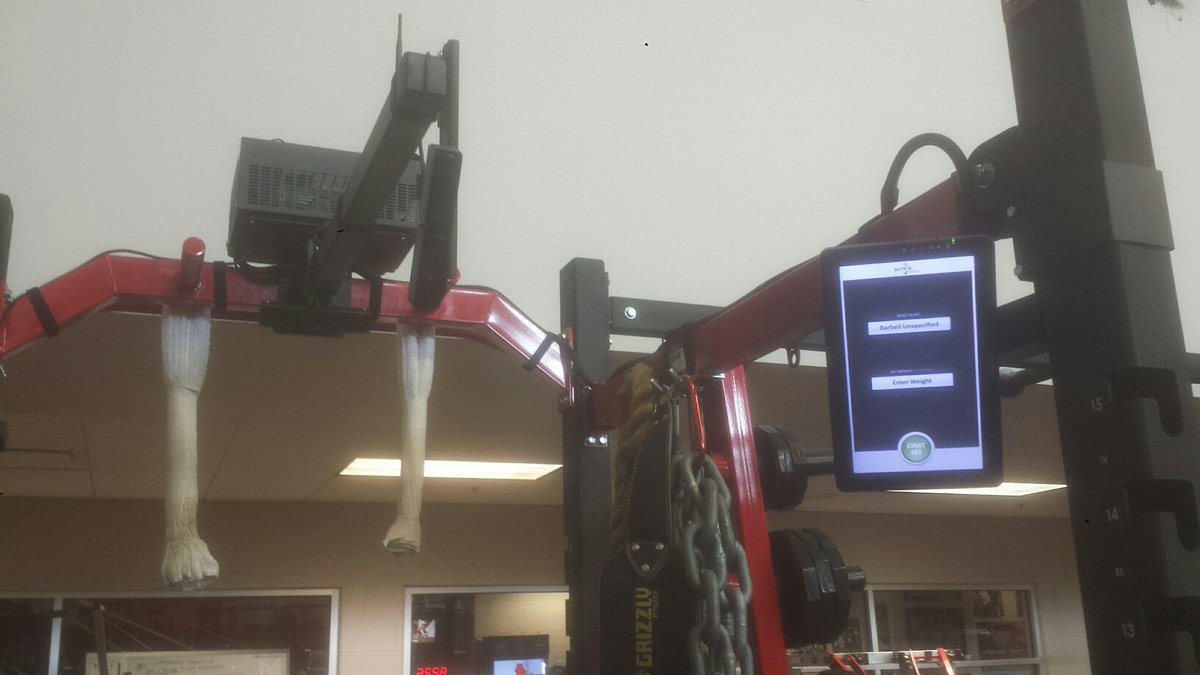 Elite_Form's tweet photo. INSTALL DAY! Honored to be installing #PowerTracker systems with The Ohio State #GoBucks #EarnYourNumbers #BeyondWearables https://t.co/nTkSpJkUAz