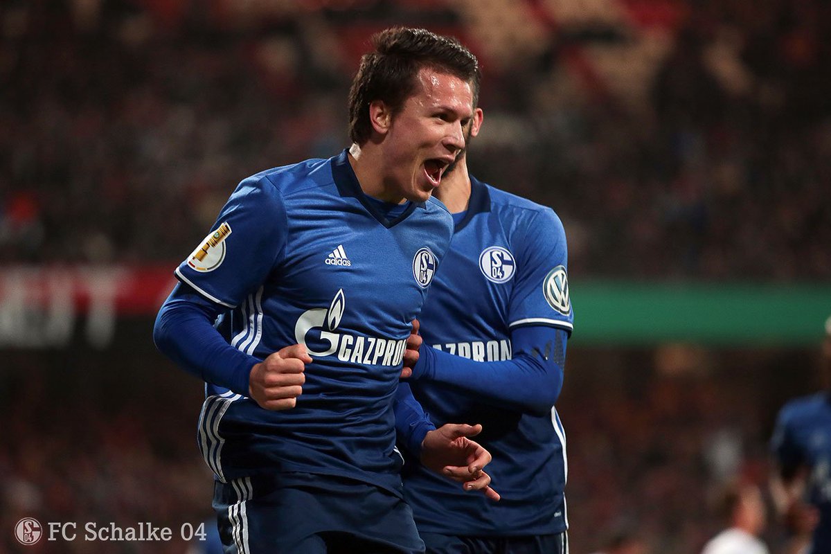 Евгений Коноплянка (Шальке)