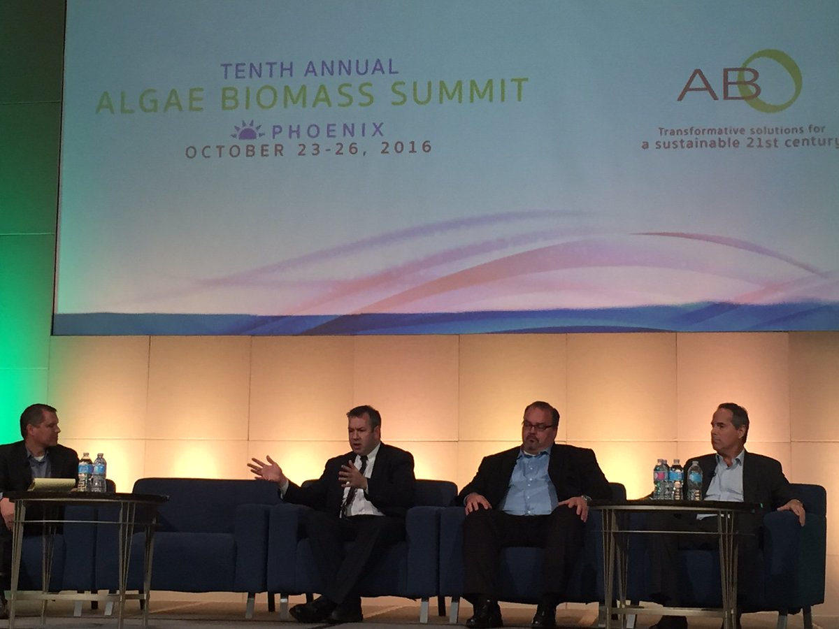 BioenergyKDF's tweet photo. BETO Dir. Jonathan Male discussed challenges and opportunities for financing #algae biomass projects at #algae2016 https://t.co/yBEFnesYbr