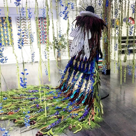 RonaWheeldon's tweet photo. Incredible design by @JamJar_Flowers featuring Amaranthus, as included in my latest report for @MarketFlowers https://t.co/1So5qYjvOq https://t.co/q0t3mingQf