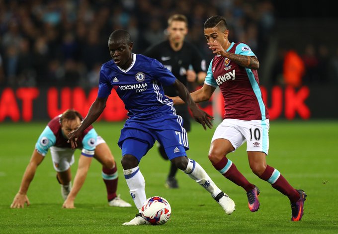 Half-time: West Ham 1-0 Chelsea #CFCLive https://t.co/OmX0o0mfCY