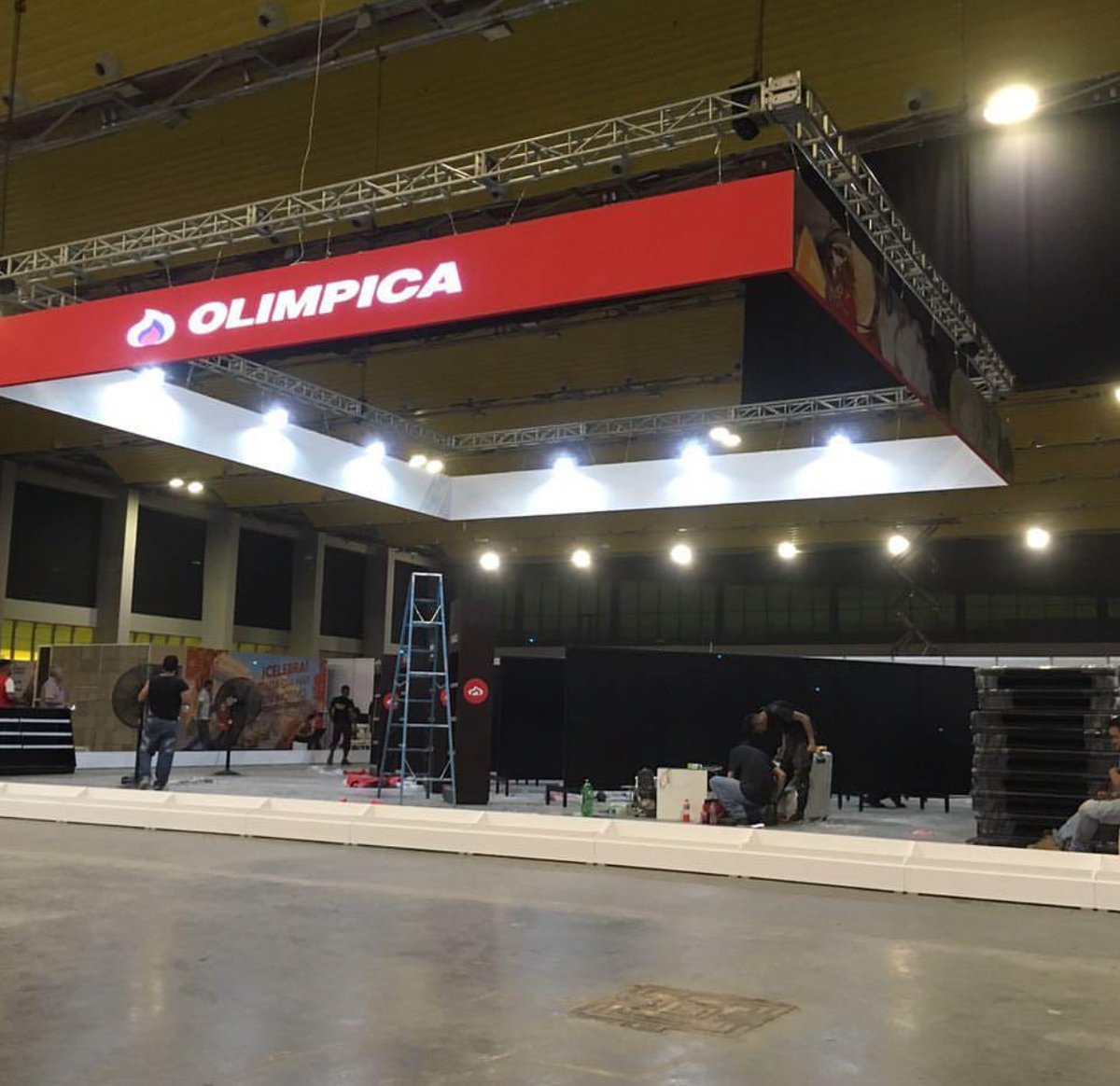 Inpsicon's tweet photo. Hay marcas que se destacan por su cercanía con el cliente. Olímpica #marcaquemarca presencia destacada en #expodrinks https://t.co/dH4Fzdq2bN