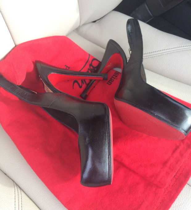 Back from the shoemaker.. they like new again 👠👌🏼 https://t.co/JtSMyMFoFa<a href="/tag/findom"class="tags"><span>#findom</span></a><a href="/tag/paypig"class="tags"><span>#paypig</span></a><a href="/tag/birthdaypig"class="tags"><span>#birthdaypig</span></a>