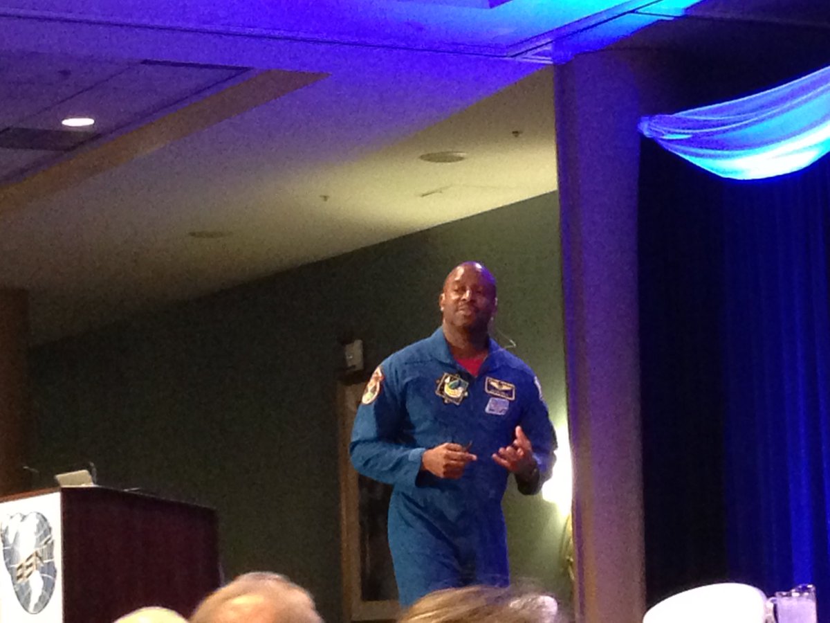 bindt's tweet photo. Inspirational keynote address by Leland Melvin at #ASNT2016. Can you see what others can't?
One thing you can see is #BINDT at booth 146 https://t.co/I202rCmMgq