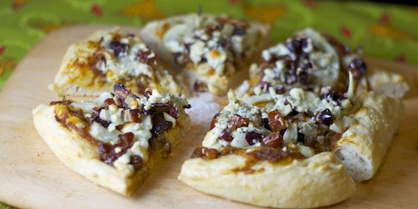 meezmeals's tweet photo. Pumpkin pizza? Visit https://t.co/S36olB1tRT to see that recipe and 11 others! #meezmagic @meezmeals #pumpkin #pizza https://t.co/ftc7ESZAr3