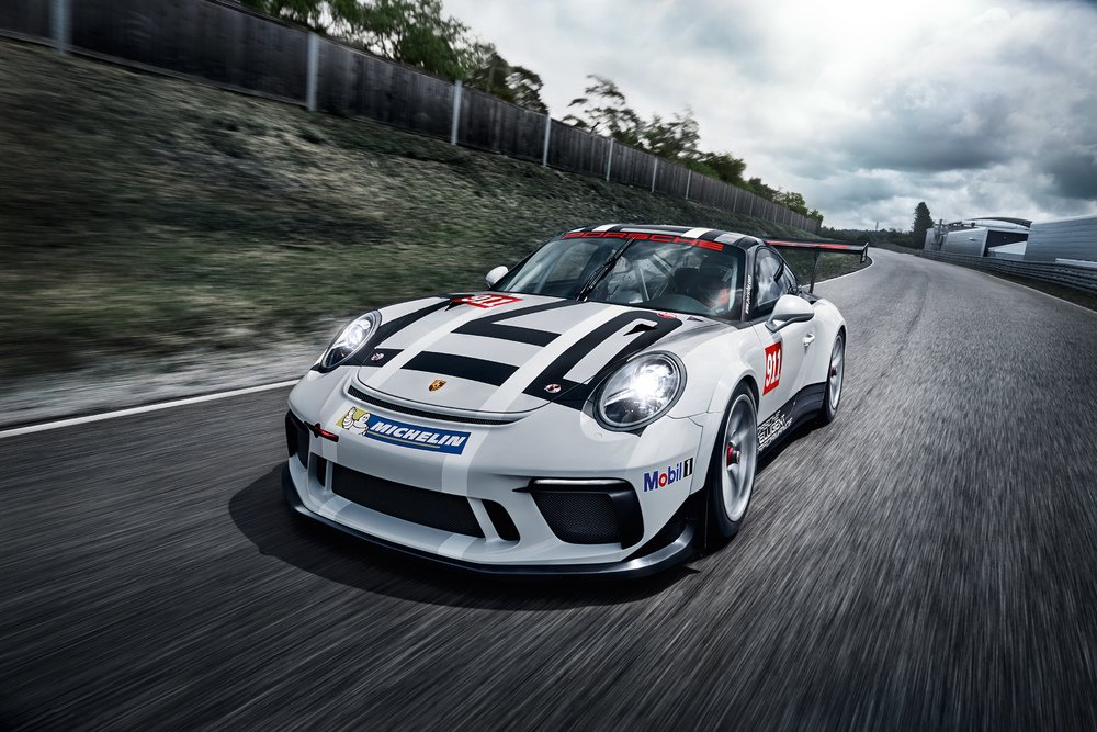 SmartMotoring's tweet photo. To end our very @Porsche heavy day, we have a post on the new Porsche 911 GT3 Cup to kick off the racing season. https://t.co/JttUJn8Gkf https://t.co/xIhyW26uAt