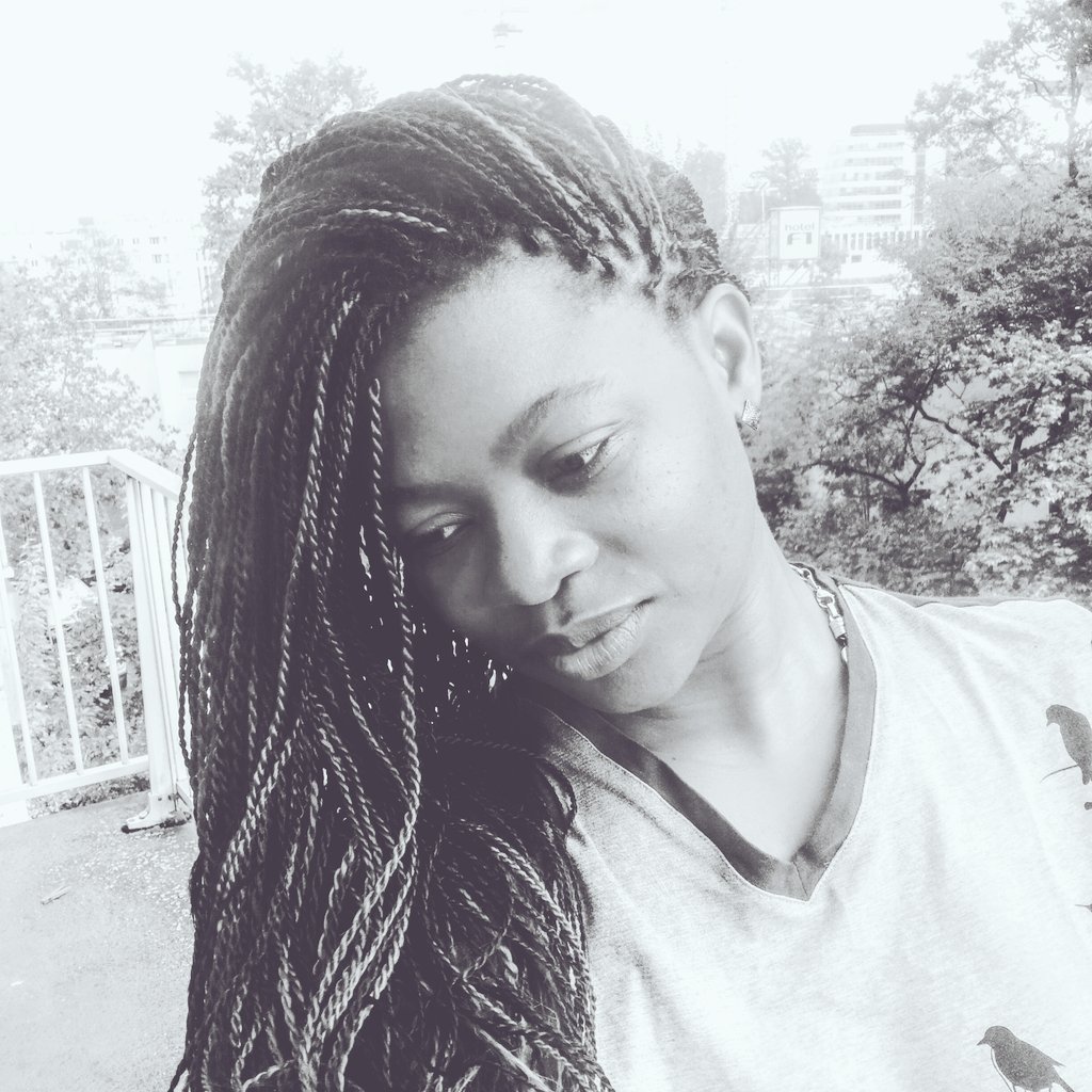 mimipary's tweet photo. Mimipary Merci Seigneur bientôt la vidéo écouter encore l'audio sur YouTube poli cinéma bayi records ton super https://t.co/iZZAXMNfzw