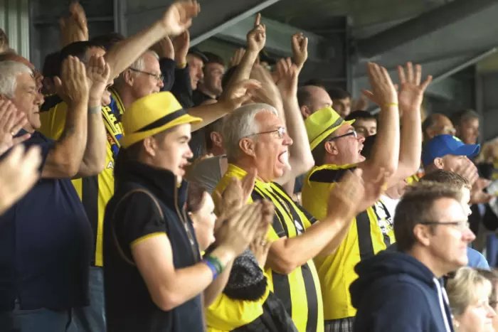 #Harrogate Town fans stage walk-out protest after drum ban at CNG Stadium

Read: harrogateadvertiser.co.uk/sport/football…