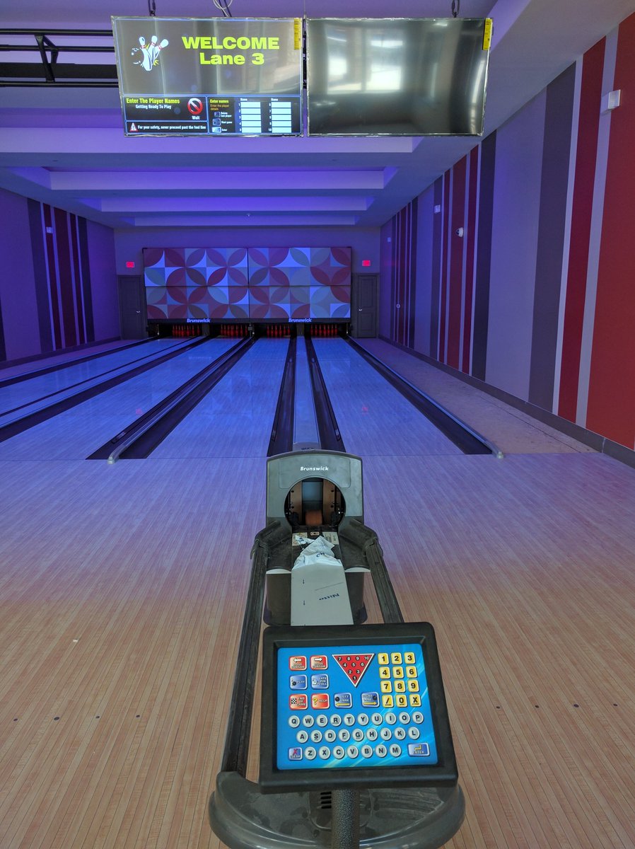 jw_hou's tweet photo. Where are my bowling shoes? #ParkLaneCypress https://t.co/y5wN2BXMB6