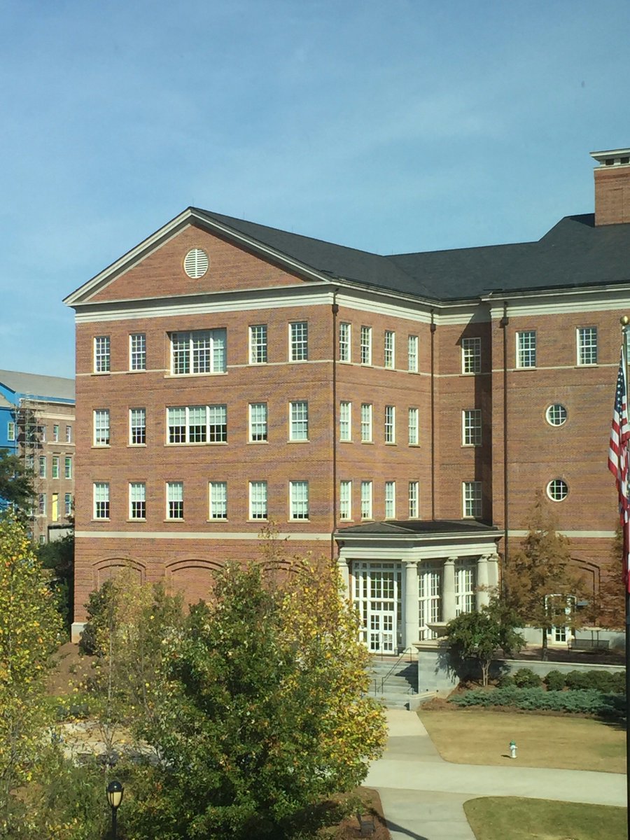 Beautiful day at UGA! Looking forward to the <a href="/UGAalpfa/">ALPFA @ UGA</a> BSchool Panel tonight with <a href="/SMUCox/">SMU Cox School of Business</a>, <a href="/WakeForestBiz/">Wake Forest Biz</a>, @GBSAdmissions, and <a href="/TerryCollege/">Terry College | UGA</a>
