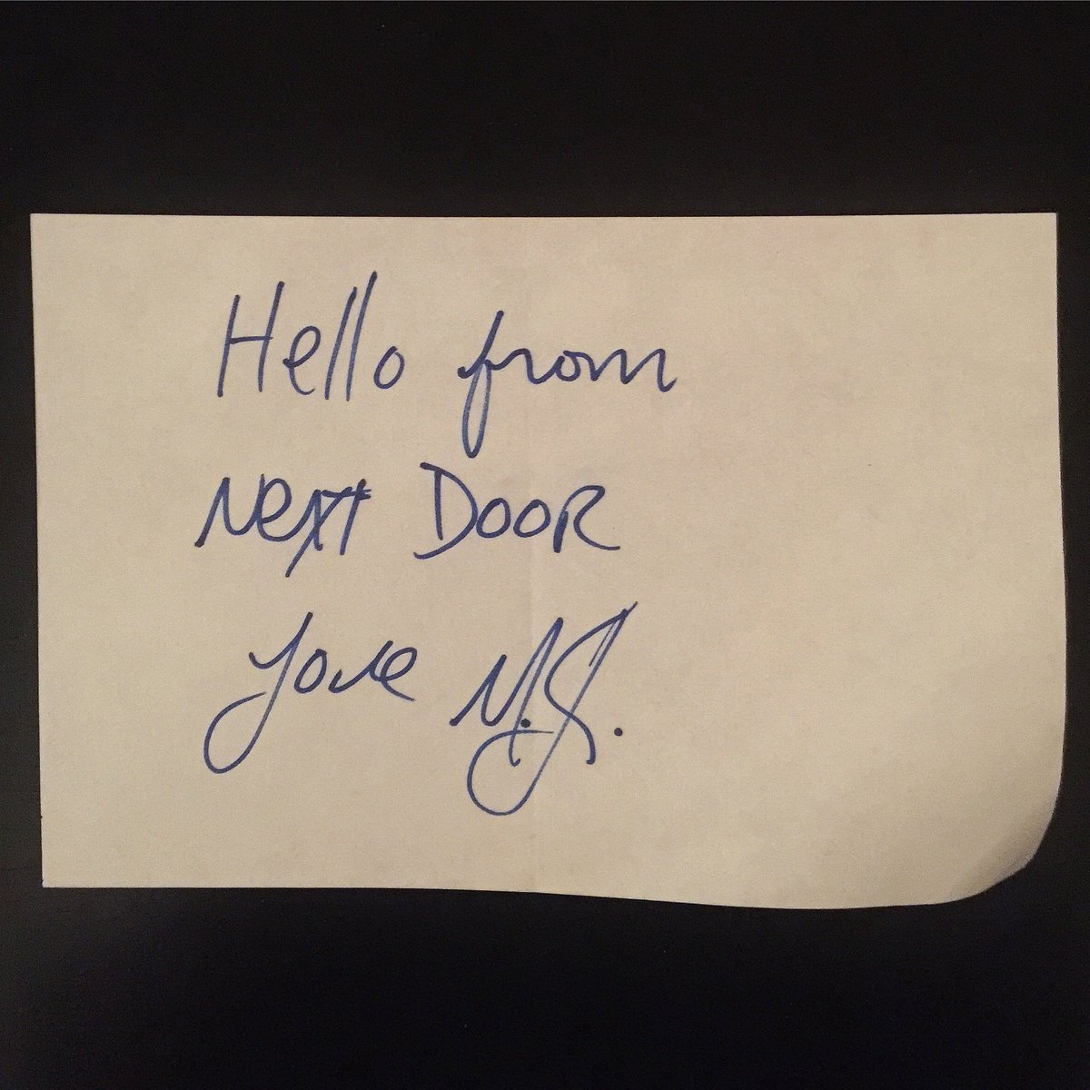 A note Michael Jackson slipped under 