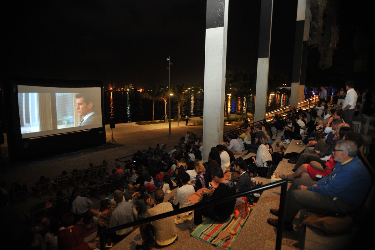 pamm's tweet image. Arrive in your #Halloween costume for free admission (no masks). Due to movie content, this event is for adults. ow.ly/hbPE305yyDu