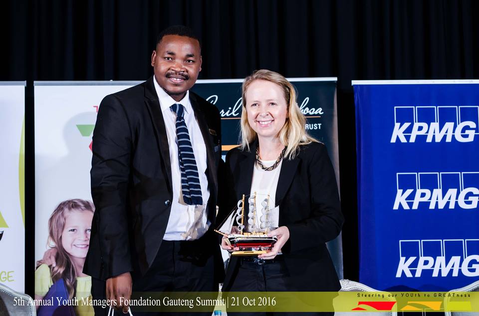 YouthManagersSA's tweet photo. #21October2016 @CyrilFoundation @KagisoShandukaT  COO, Melanie Spencer Steering Our YOUth to GREATness #2016GautengSummit #TheVesselOfChange https://t.co/GclH6SkTQN