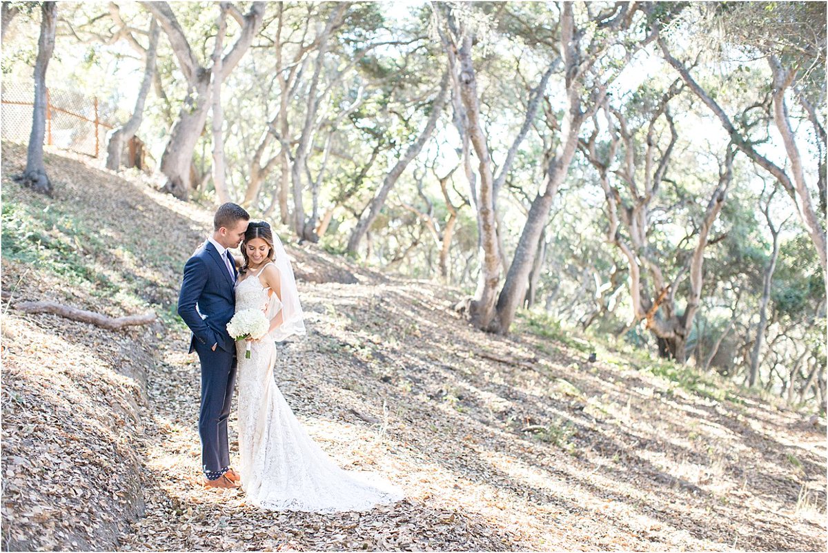 _laurahernandez's tweet photo. Golden oak trees, yellowing vineyards, &amp; blooming lavender fields, these two were married at @carmelvranch! https://t.co/1fJ4AiGxdn https://t.co/mON2BRlWlf