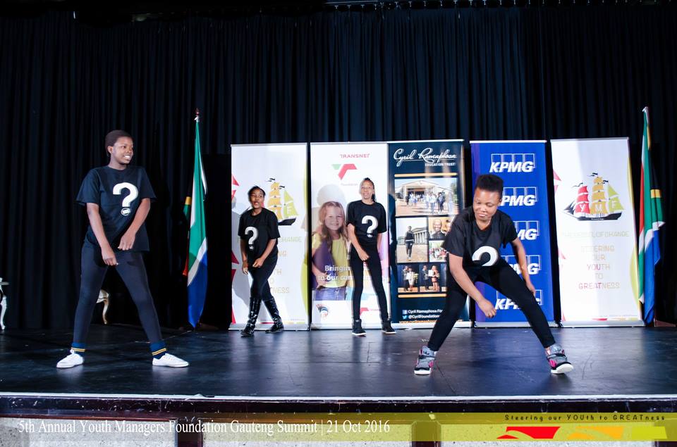 YouthManagersSA's tweet photo. #21October2016 Steering Our YOUth to GREATness #2016GautengSummit @BukhoBami dancers entertaining delegates @AyandaAllieP https://t.co/TCAd5c71MI