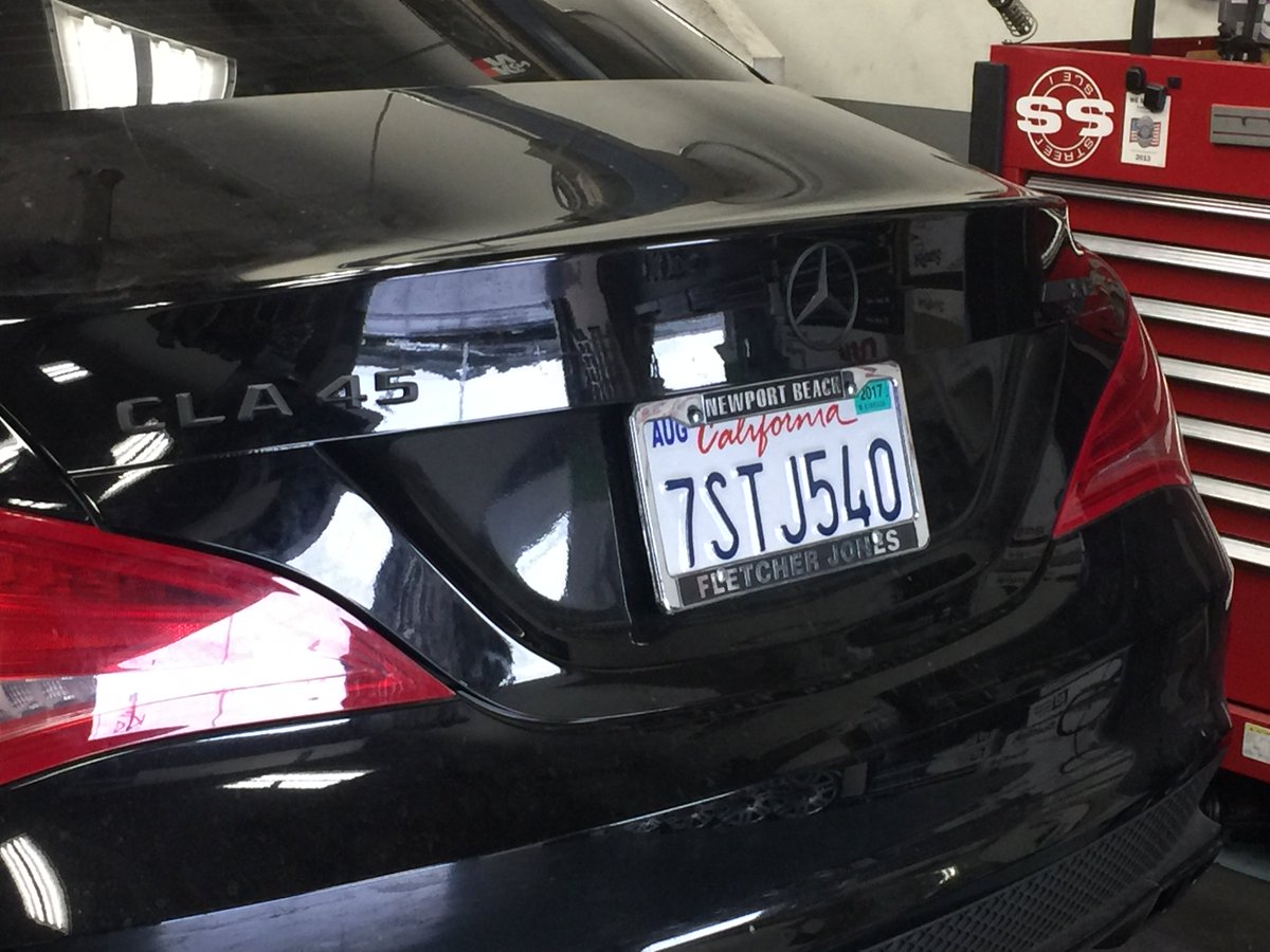 WAVESAUTOSOUND's tweet image. Painted Mercedes Emblems and grill matte black and smoked lights