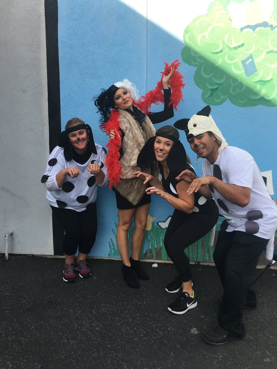rea_sharks's tweet photo. VAPA unveils '16-'17 @Disney musical #101Dalmatians for kids.Auditions next week! TY @SegerstromArts @TheDailyPilot #VAPA #DMIS #ReaPride https://t.co/lZyqjjvUfj