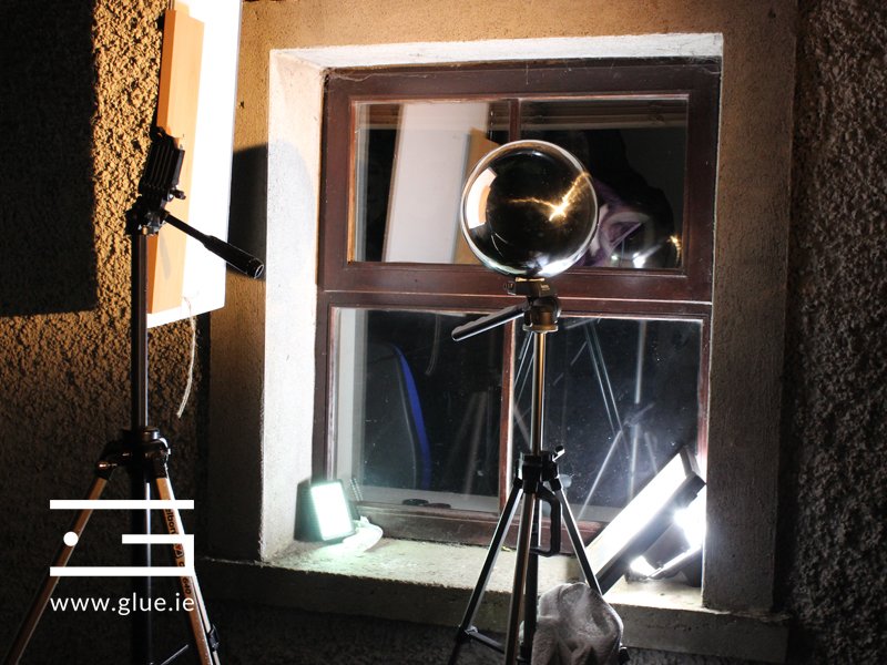 GLUEVFX's tweet photo. On location VFX supervision, head tracking, HDRI capture and all the other fun stuff! https://t.co/3yKiLo0nJs