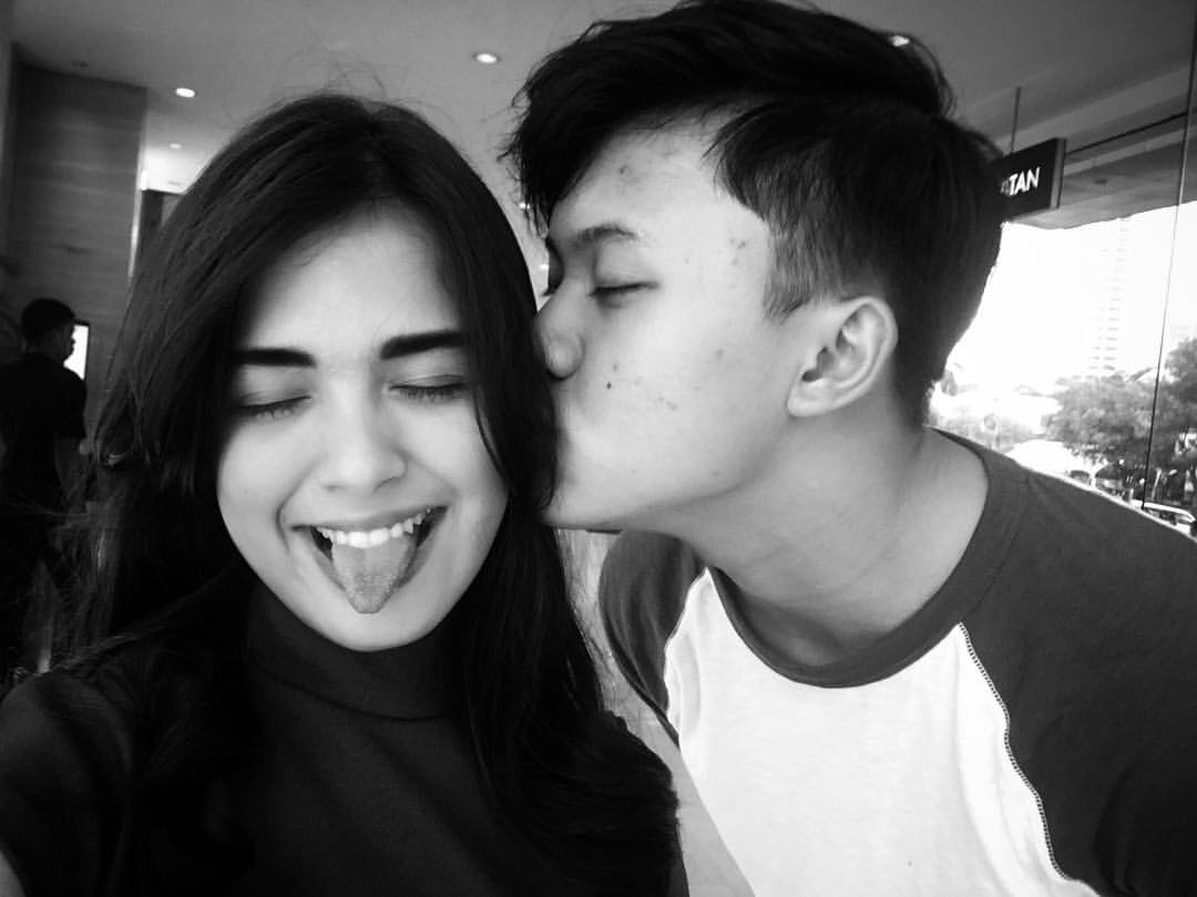 vebby_ofc's tweet photo. Selalu bahagia syg 💋 @ https://t.co/L2gA61KuIj