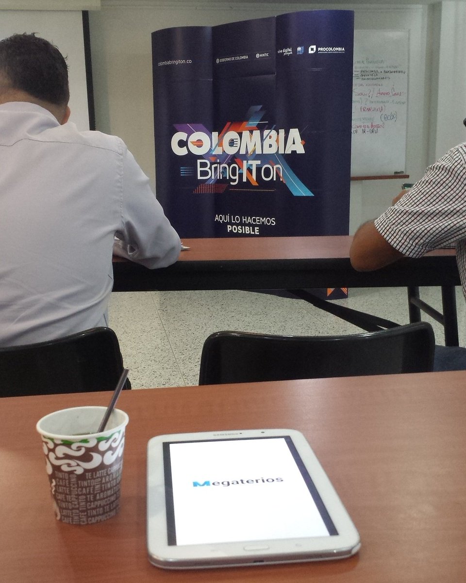 megaterios's tweet photo. A esta hora participamos en el Seminario de Cultura Exportadora #BringITon 🌎✈💻 @ColBringItOn https://t.co/Cldyrd6kgw