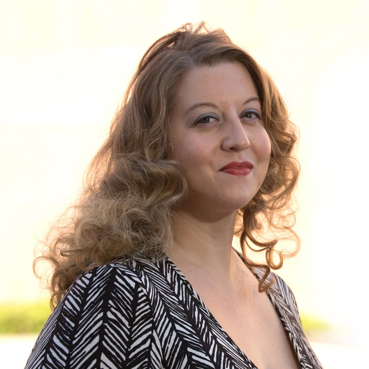 YarlungRecords's tweet photo. So proud! @LauraStrickling competes Thursday at 11:25am as finalist in Concert Artists Guild (@concertartists) singing Matheson! #CAG2016 https://t.co/8YmiFlUhU8