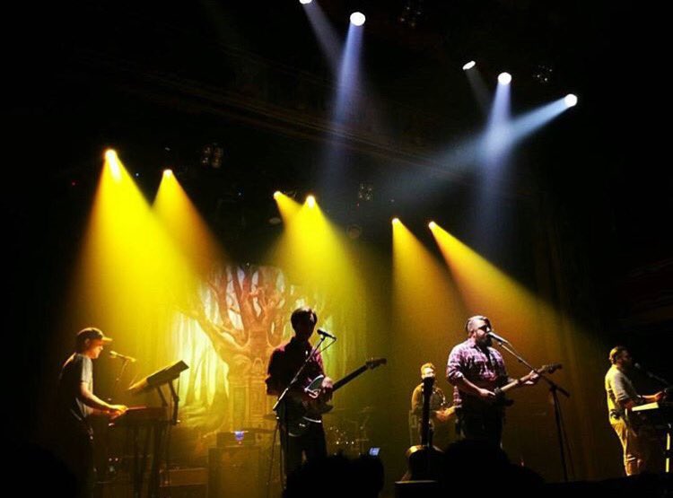 woodshedart's tweet photo. The Dear Hunter (@therealTDH) in NYC + custom Soft Knit backdrop
#thedearhunter #woodshed #stageart #custom #backdrop #websterhall #robparr https://t.co/xHtr6jcjsj