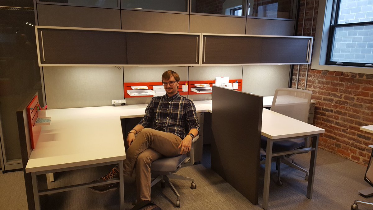 MsAcolborn's tweet photo. Look at office furniture for new @UNLCBA building! https://t.co/IUFcH7bfii