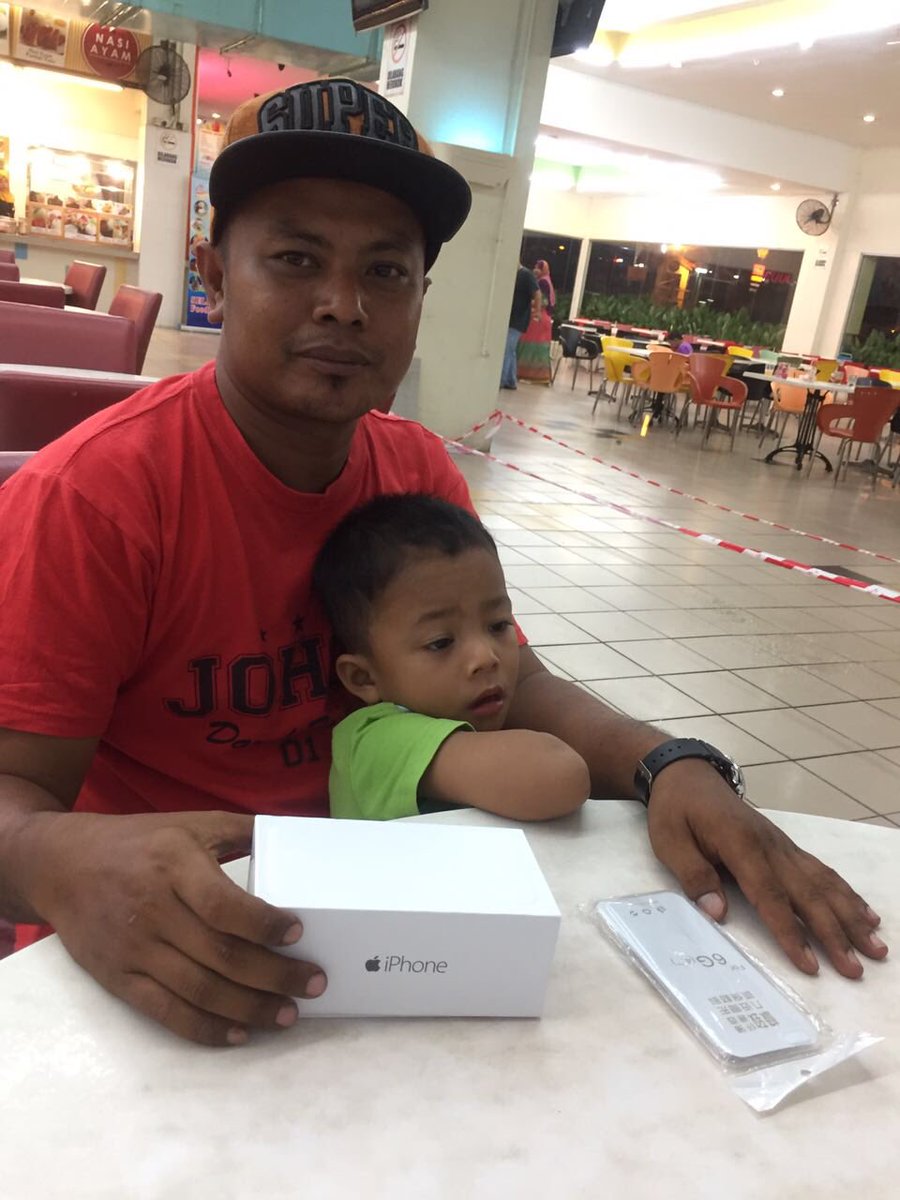 mylifestyle94's tweet photo. Tq buyer π#iphone #iphonejohor #iphonecodjb #readystock #trending #iphoneoriginal #iphonemurah #iloveislam https://t.co/P9oiimZdte