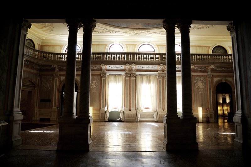 KVGroupItaly's tweet photo. Salone del Ridotto, Palazzo Dandolo #events #venue #cosedilavoroKV #venice #art https://t.co/Zq8MGlSEI0