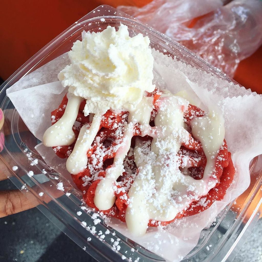 ALilBitOfFun's tweet photo. Happy Humpday! Red velvet funnel cake with cream cheese icing! Book is for your next event… https://t.co/KHxczPHV3t https://t.co/OJlWOLc6VN