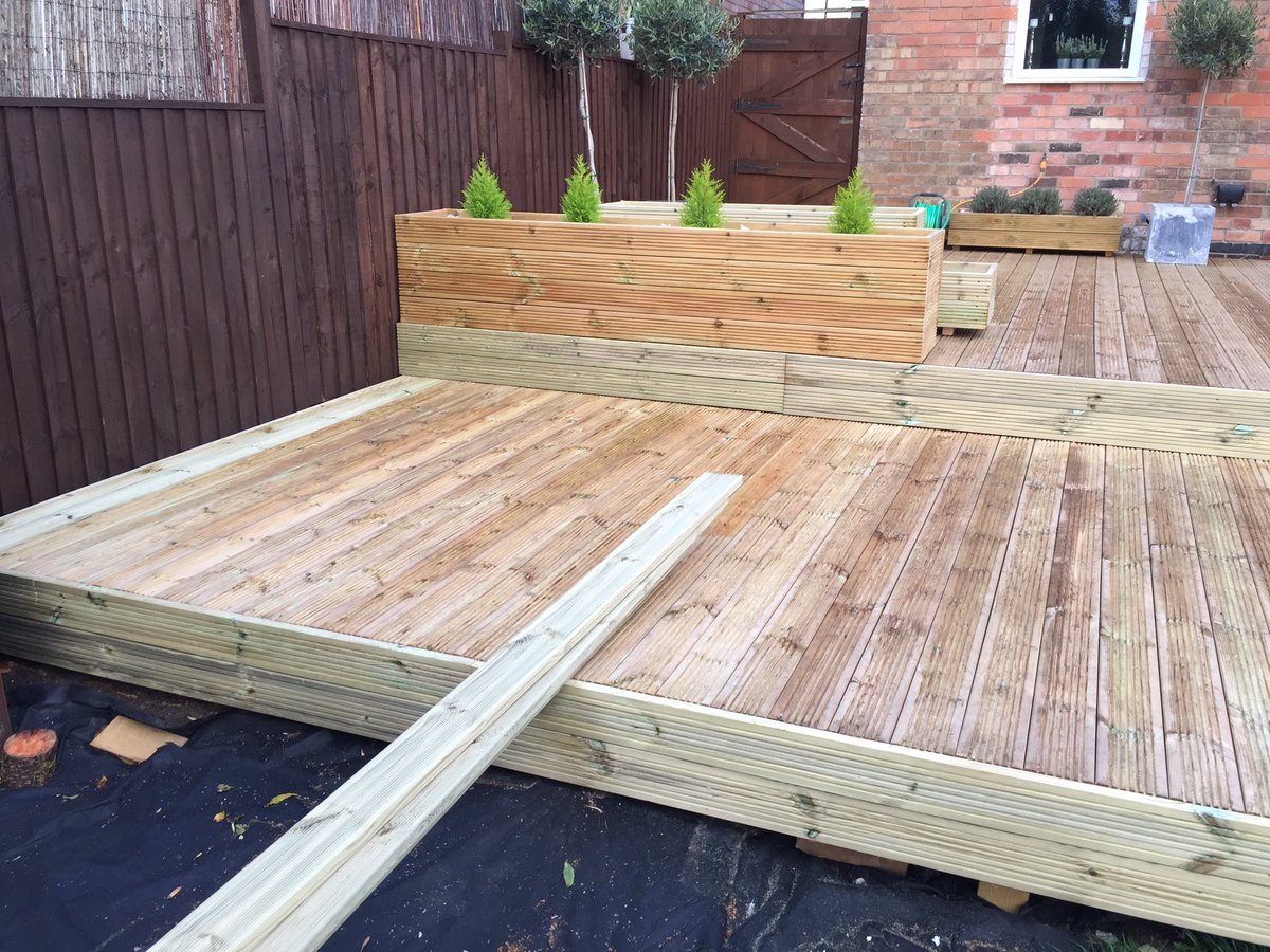 adamjwhite50's tweet photo. Decking is getting there #decking #diy #build #work #gettingthere #garden #summer #nottingham #stapleford https://t.co/yq76M4HBXS