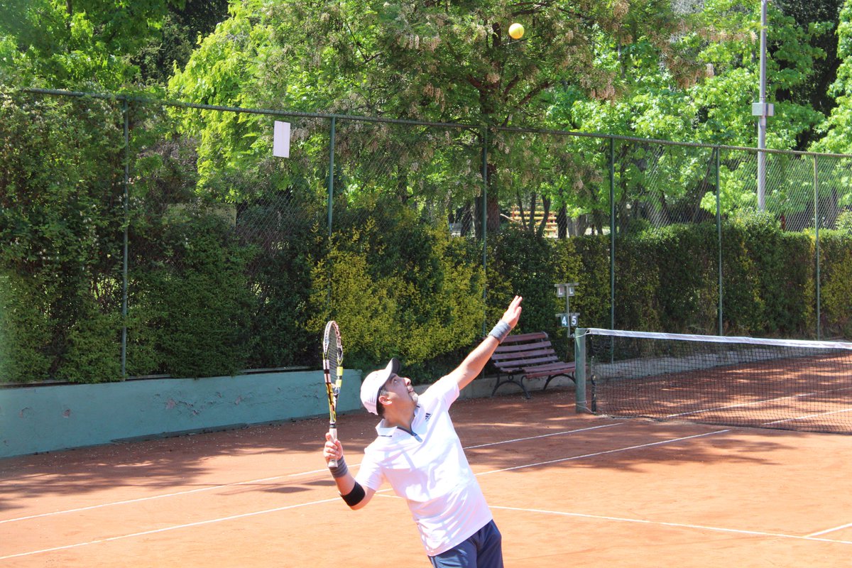 ClubM3dic0's tweet photo. Torneo Litao de Tenis en Club Médico
https://t.co/FQMqiZZQ3d https://t.co/czR87gCryk