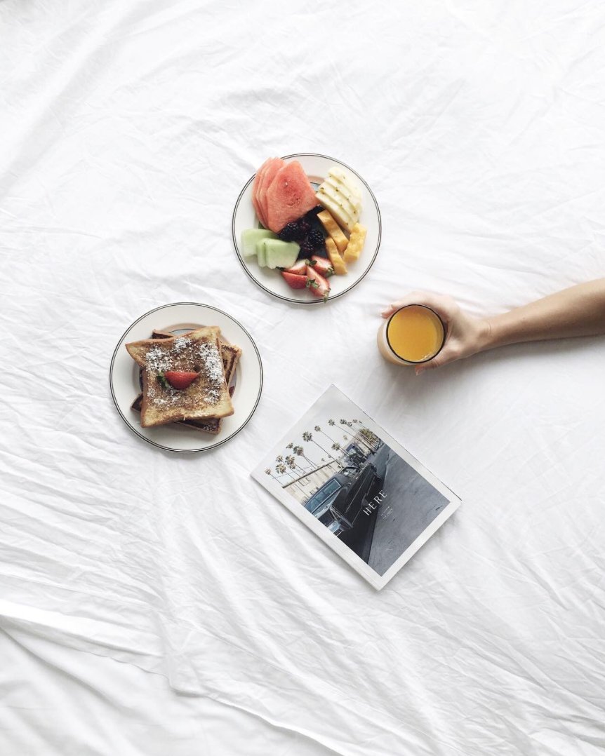 OneNightApp's tweet photo. Loving @carleyscamera’s morning routine. #Regram #OneNightStaycation https://t.co/feyjSPTV5l