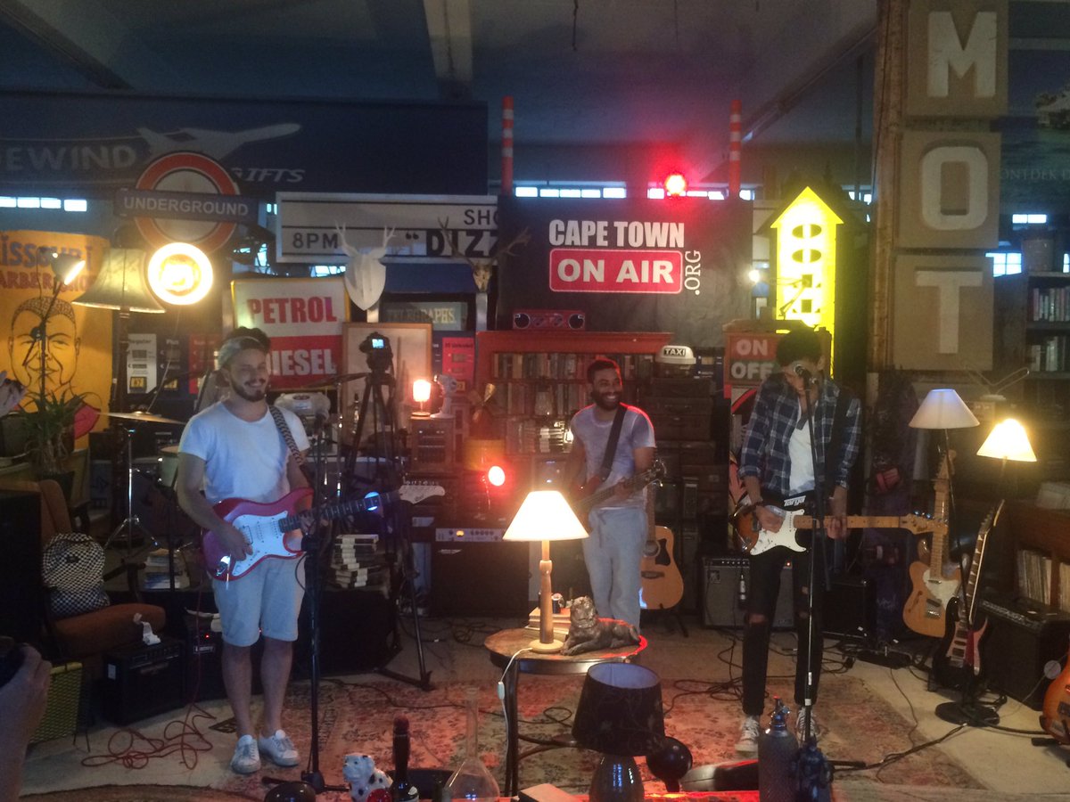 We are with @OXYbandSA tonight at our #BombSession. Loving their chilled #rock #guitar #music vibes