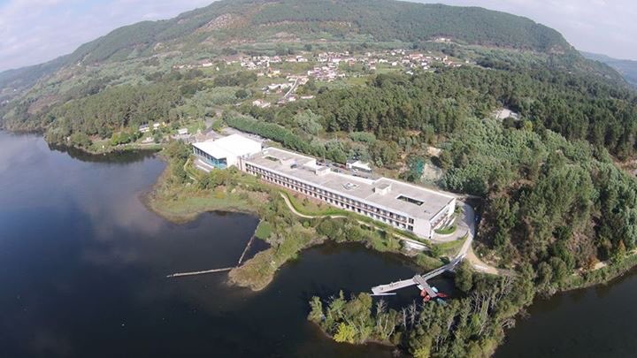 cerlac_es's tweet image. Espectacular vista aerea de nuestro pantalan y rio en #laias @CaldariaHyB - photo by @RSSBC Thanks