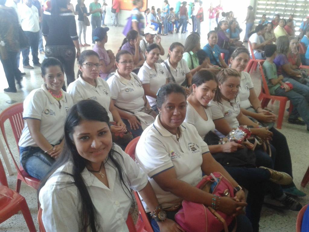 CeisMaria's tweet photo. Nuestras maestras del ceis Maria velasquez siempre están presentes en las actividades curriculares para estar actualizadas https://t.co/uN7lq03TVh