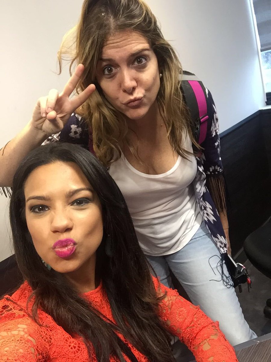 lpbpanama's tweet photo. #LpbNationTour promoviendo la jornada azul y rosa para este jueves y viernes con nuestra amiga Bettina en sus mañanas adictivas! https://t.co/PQYu3Svxwo