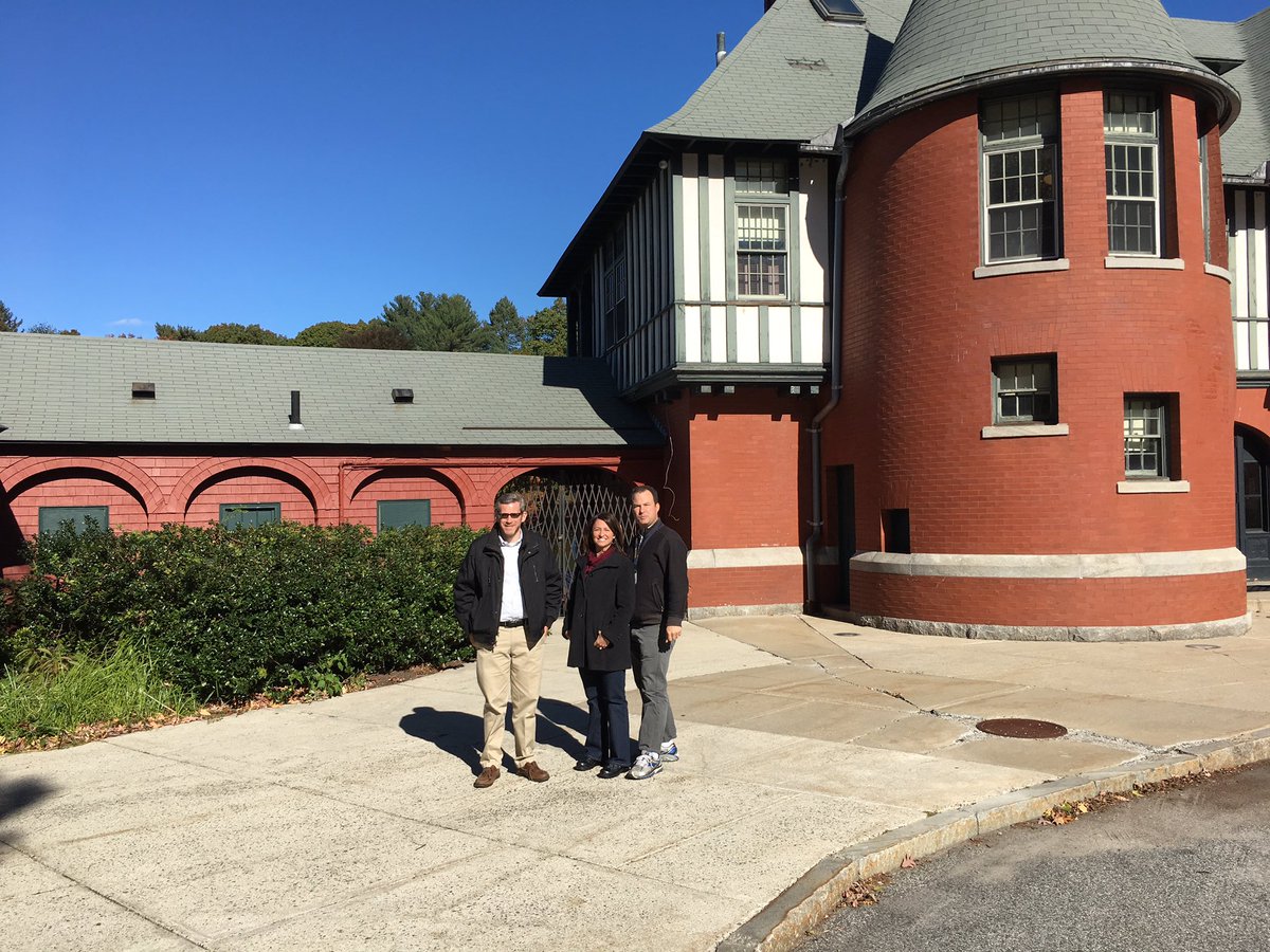limabeangreen's tweet photo. @LeadershipRI Roger Williams Boathouse #ristrong #team1 https://t.co/vKxek8uQug