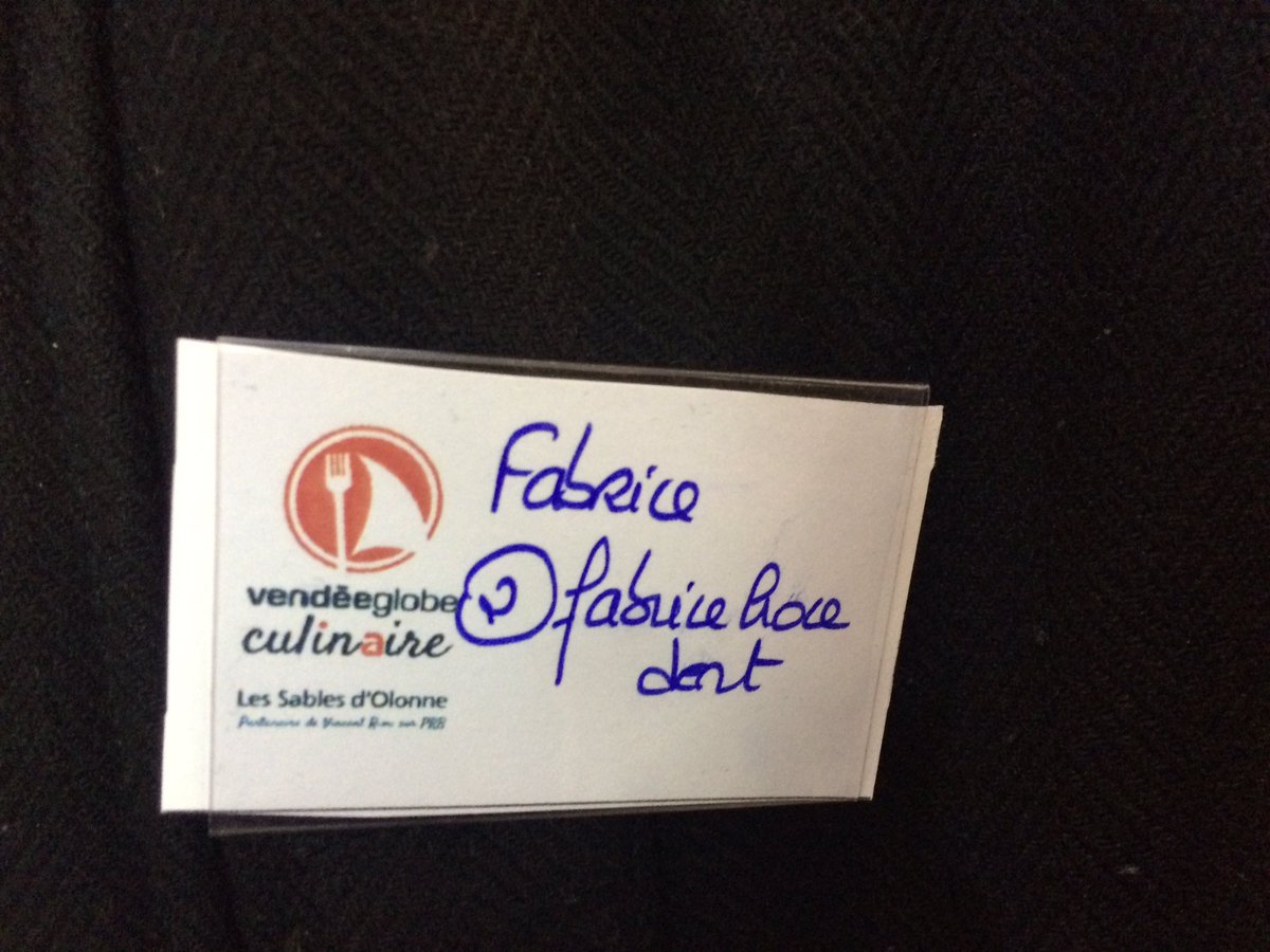TweetApero85's tweet photo. Certains viennent incognito au #twa85 @VGCulinaire 😊 https://t.co/JJpOhhlqkZ